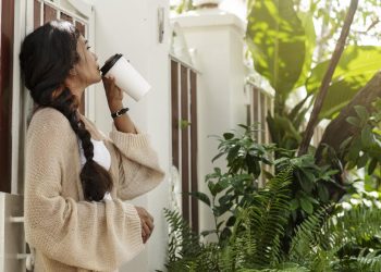 6 Tips Mengurangi Kebisingan Taman dari Suara Luar Agar Lebih Tenang dan Nyaman