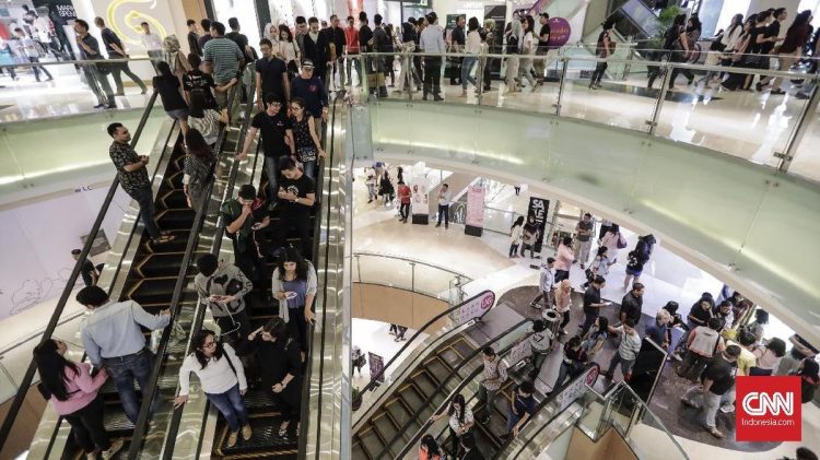 400 Mal Melawan Rojali dengan Diskon Besar HUT RI