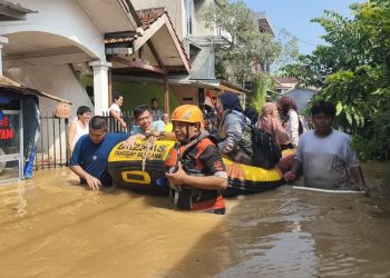 Evakuasi Cepat Korban Banjir Tangsel dan Penyaluran Bantuan oleh Baznas