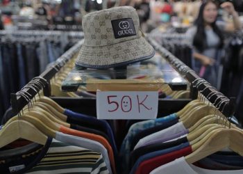 Ramai Thrifting Menyebabkan Pabrik Tekstil Dalam Negeri Terpuruk