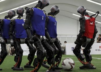 Aksi Menawan Robot Humanoid dalam Mengolah Kulit Bundar