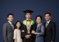 Contoh Prompt Gemini AI Viral untuk Foto Wisuda dalam Bahasa Inggris dan Indonesia