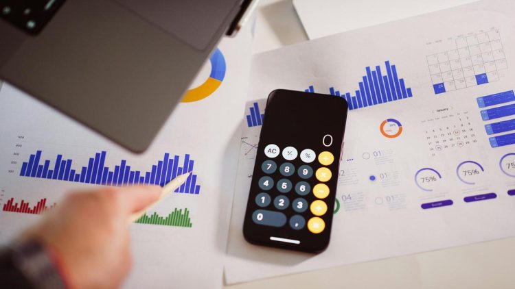 7 Manfaat Ilmu Ekonomi untuk Kehidupan dan Karier di Era Modern