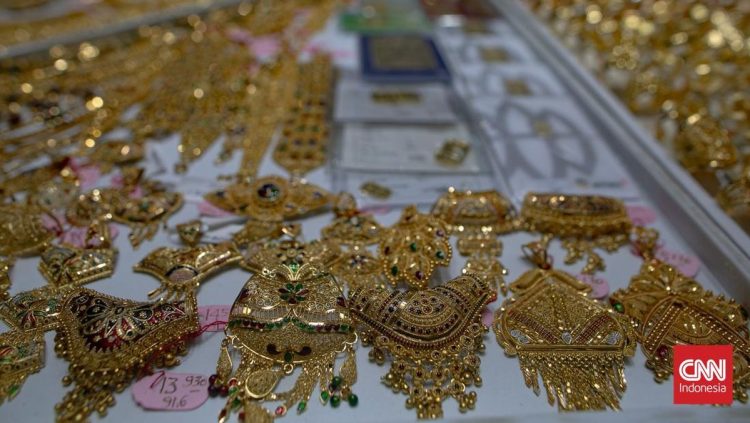 Mengapa Harga Jual dan Beli Emas Berbeda Jauh