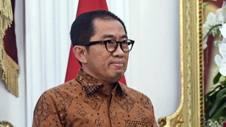 Wamenperin Menyatakan Pendapat tentang Raksasa Tekstil Bandung yang Pailit