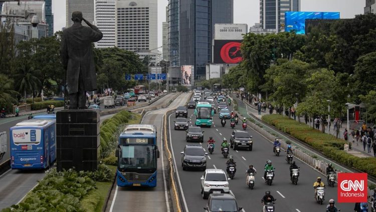 Seluruh Rute Transjakarta Aktif Meski Beberapa Halte Dialihkan