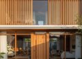 7 Model Rumah Minimalis Modern Aksen Kayu untuk Hunian Nyaman dan Menawan