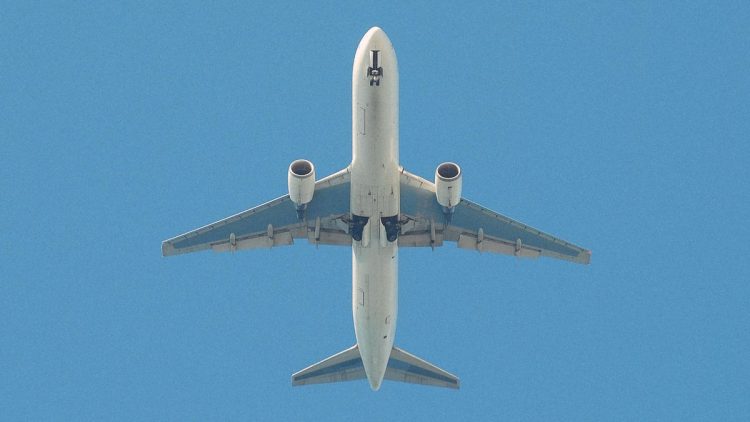 Penerbangan Internasional ke RI Harus Gunakan Avtur Hijau 1% Mulai 2027