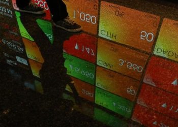 Transaksi Jumbo Tersembunyi di Saham Induk Bank Capital