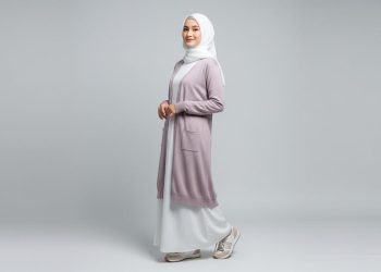 8 Model Gamis Cardigan Terbaru 2025 untuk Wanita Muda Tampil Modis dan Syar’i