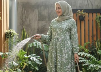 10 Gamis Sage Green Elegan untuk Tampilan Anggun di Segala Acara