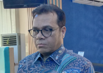 Wamenkomdigi Pastikan Starlink Sediakan Layanan Gratis untuk Korban Banjir Aceh