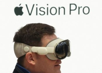Produksi Apple Vision Pro Dihentikan Akibat Penjualan Lesu