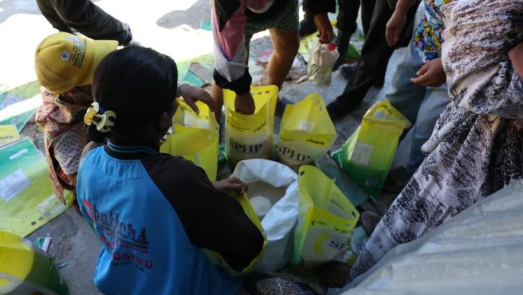Bantuan Beras 53 Ribu Ton untuk Korban Banjir di Sumatra